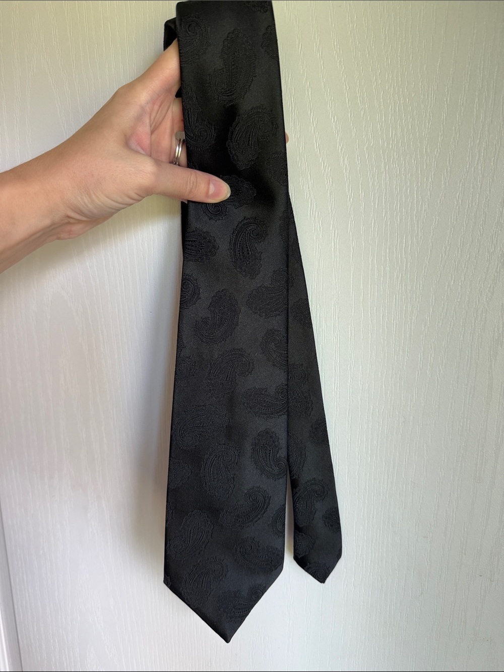 Leatherback satins Wembley Classic Black Paisley Men's Tie
